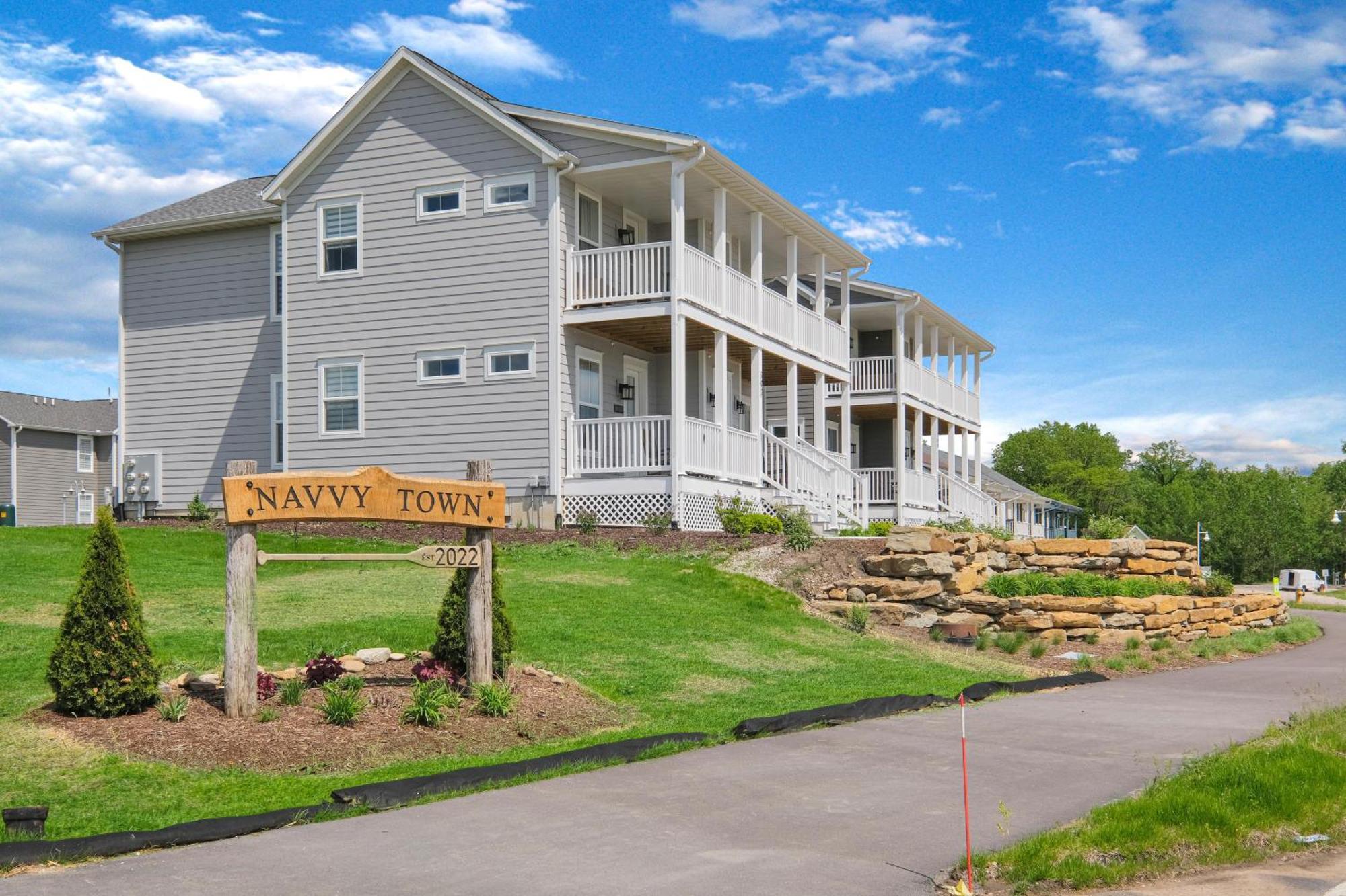 Bunkies- The Hold Villa Отава Екстериор снимка